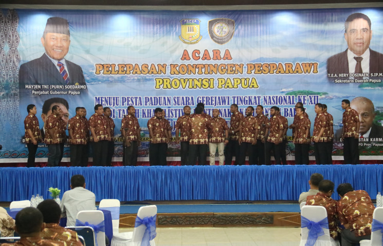 Tim Pesparawi Papua Diminta Utamakan Kegiatan Keagaaman